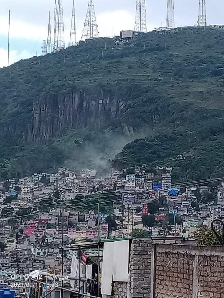 Momentos en los que ocurrió el desgajamiento del cerro del Chiquihuite en Tlalnepantla | Foto: Gobierno Edomex 