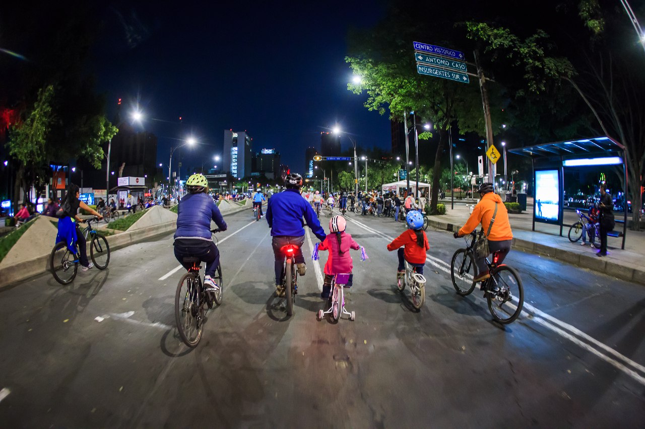 Después de dos años regresa el Paseo Nocturno en Bicicleta a la CDMX | Foto: SEDEMA CDMX