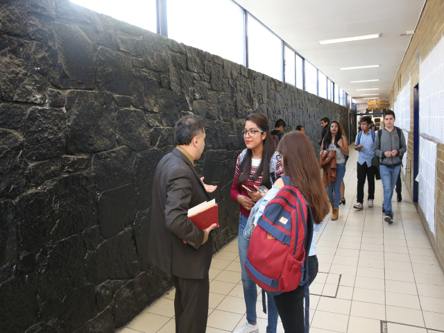 En consecuencia de la megafiesta, la Facultad de Derecho podría regresar a clases en línea para evitar contagios entre alumnos y maestros Foto: Facultad de Derecho UNAM
