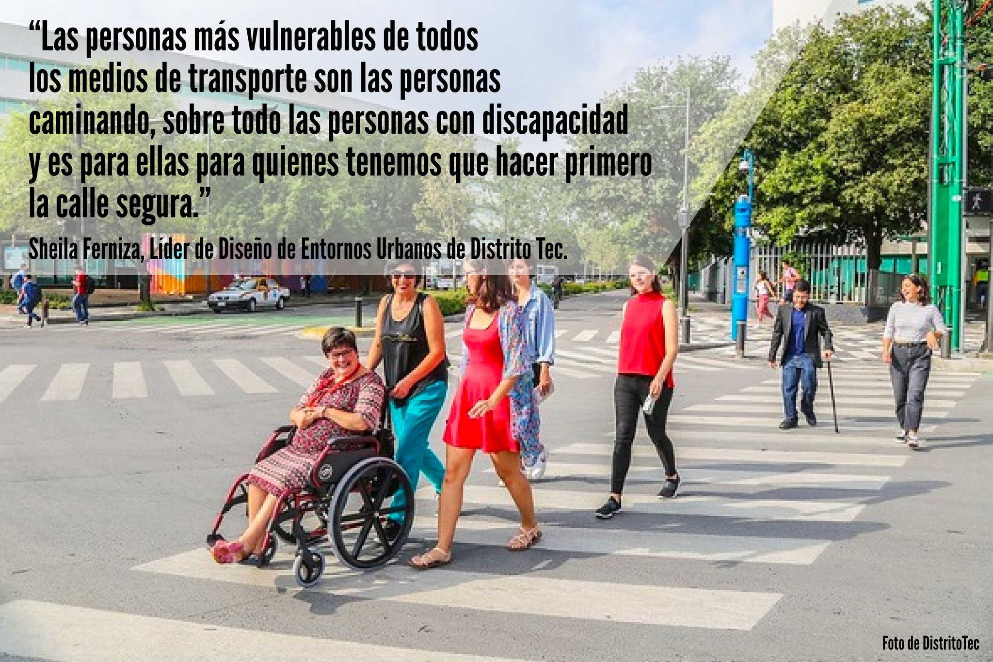 Las Calles Completas de Distrito Tec permiten a las personas con discapacidad desplazarse con seguridad, ya que el diseño de accesibilidad universal fue supervisado por expertos en el tema. Crédito: Estebán Iván Quistiano Loredo