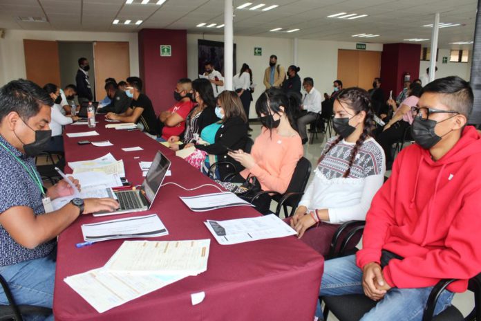 En la feria del empleo de la alcaldía Iztapalapa habrá más de 30 empresas con vacantes disponibles | Foto: Twitter Trabajo CDMX