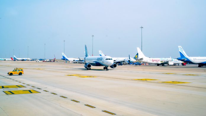 En los próximos días otras aerolíneas anunciarán cambios en sus operaciones desde el AIFA y AICM | Foto: Pexels