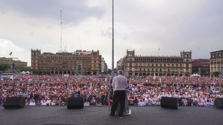 López Obrador aseguró que está feliz a cuatro años del inicio de su gobierno Foto: AMLO