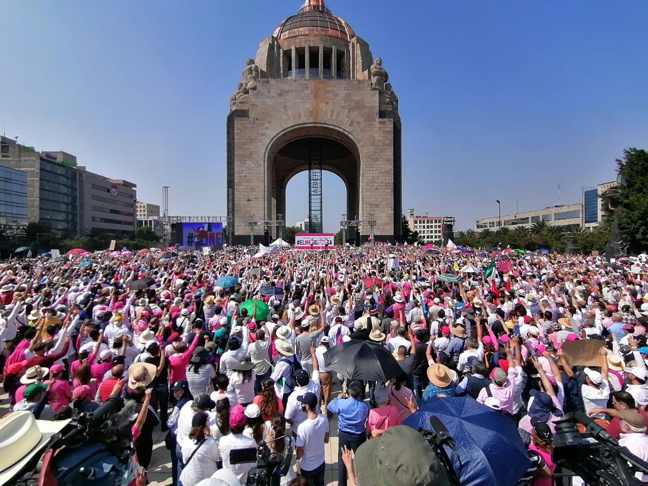 La manifestación se llevó a cabo debido a la Reforma Electoral propuesta por el presidente Andrés Manuel López Obrador Foto: Twitter 