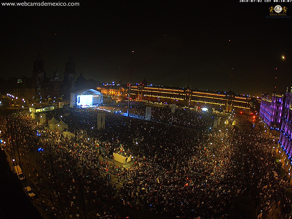 Noche de la toma de protesta de AMLO en diciembre de 2018. FOTO: webcamsdemexico.com