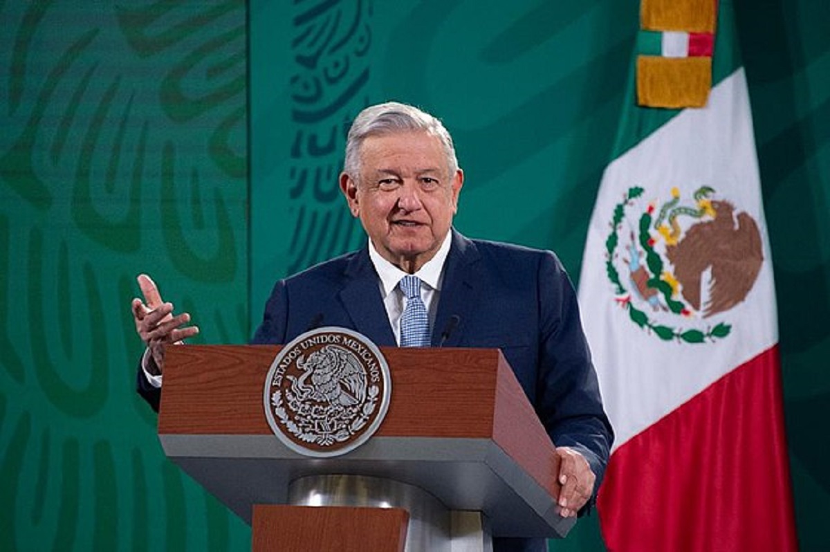 Anuncia López Obrador nuevo festejo en el Zócalo. Wikimedia.