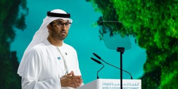 Más allá de las habituales recriminaciones sobre financiación, la elección de Sultan Al Jaber -director ejecutivo de la Abu Dhabi National Oil Company (ADNOC)- como presidente de la próxima Conferencia de las Naciones Unidas sobre el Cambio Climático (COP28) en los Emiratos Árabes Unidos ha alimentado una considerable controversia. Foto: Wikimedia.