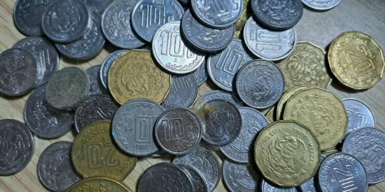 Los centavos aún valen y pueden cambiarse en cualquier institución bancaria. Imagen: Data Noticias.