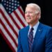  Quienes ridiculizan al presidente estadounidense Joe Biden por su edad deberían considerar qué pasaría si esta última crisis en Oriente Medio se desarrollara sin un liderazgo tan prudente y experimentado en la Casa Blanca. El mundo sería un lugar más incierto y peligroso de lo que ya es. Foto: Wikimedia.