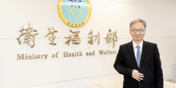 Taiwán se ha dedicado arduamente a alcanzar la cobertura sanitaria universal y ha mejorado constantemente la calidad de la atención sanitaria durante las últimas décadas, de acuerdo con las recomendaciones de la OMS. Foto: Dr. Hsueh Jui-yuan. Ministro de Salud y Bienestar. República de China (Taiwán)