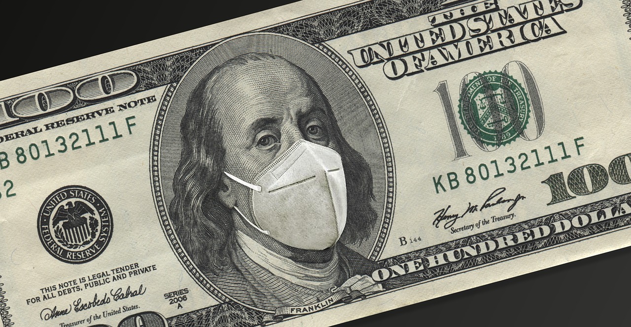 Más allá de los altos costos humanos hubo repercusiones económicas severas. Según una estimación, la inequidad de las vacunas le costó a la economía global 2,3 billones de dólares. Foto: Pixabay.