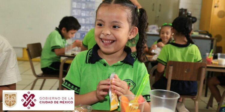 alimentos-escolares-cdmx-desayunos-y-comida