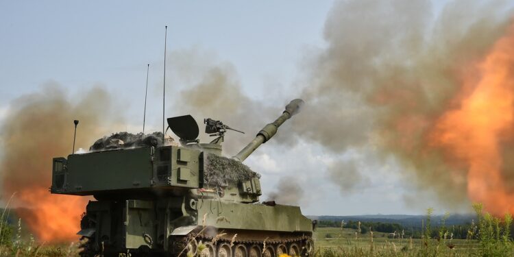 En concreto, Occidente debería dotar a Ucrania de potentes armas de largo alcance. Foto: Pixabay.