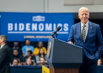 El propio historial económico de Biden ha sido impresionante. Inmediatamente después de asumir el cargo, consiguió la aprobación del Plan de Rescate Estadounidense, que hizo que la recuperación del país de la pandemia fuera más sólida que la de cualquier otro país avanzado. Foto: Wikimedia.