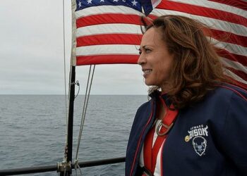 Las probabilidades de que la vicepresidenta Kamala Harris sea la candidata demócrata son altas. Foto: Wikimedia.