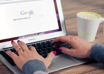 Google se dio cuenta desde el principio de que obtener información a gran escala conduciría a dominar el mercado y obtener ganancias monopólicas. Foto: Pixabay.