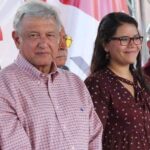 Trabajó en la Ayudantía de la Presidencia, así como en el gobierno de Michoacán